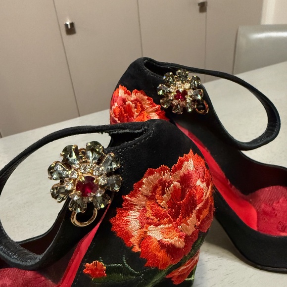 Dolce & Gabbana (37.5) Suede+Silk Brocade Mary-Janes - Picture 5 of 10